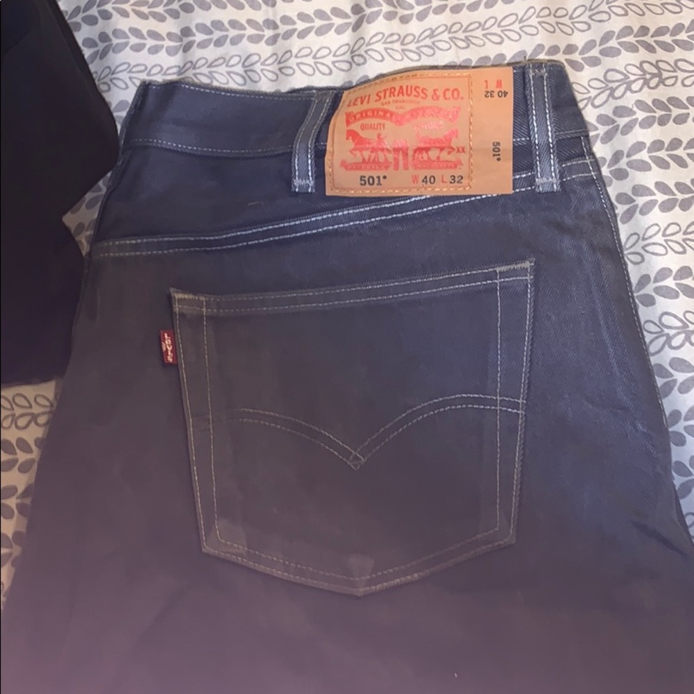 Grey 501 Levi jeans